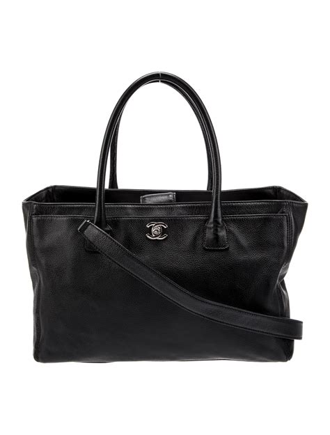 Chanel Medium Executive Cerf Tote 